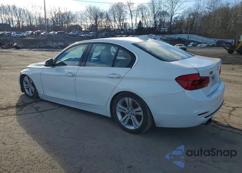 2017 BMW 330 Xi z USA, uszkodzony, nr VIN WBA8D9C37HA011873